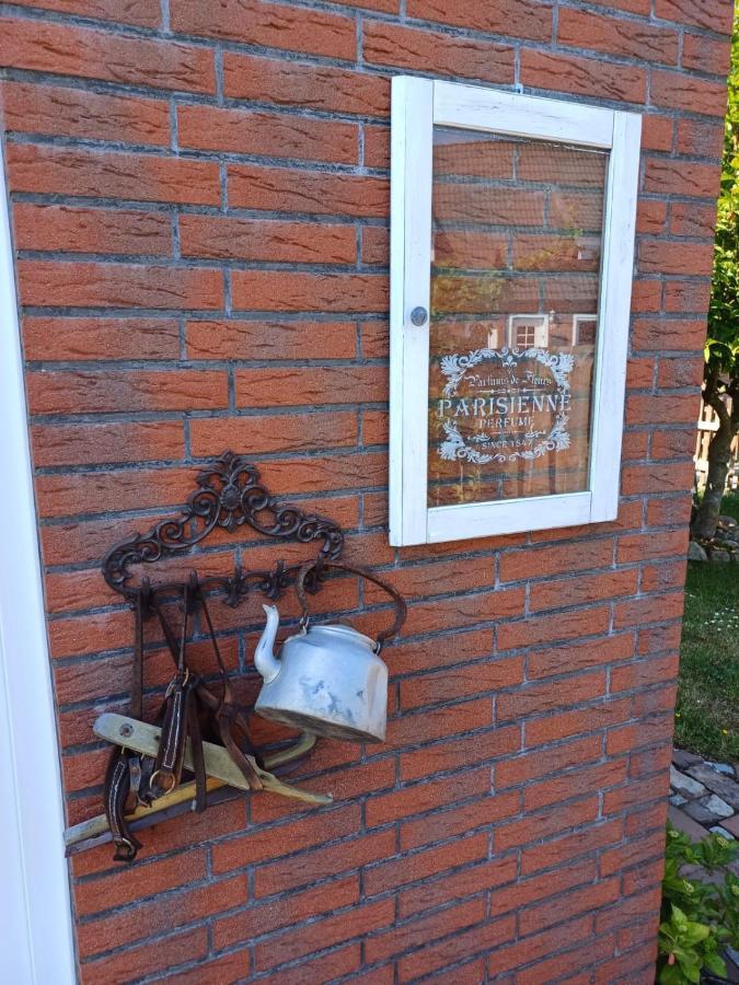 Lotta'S Ferienhaeuschen Leilighet Emden Eksteriør bilde